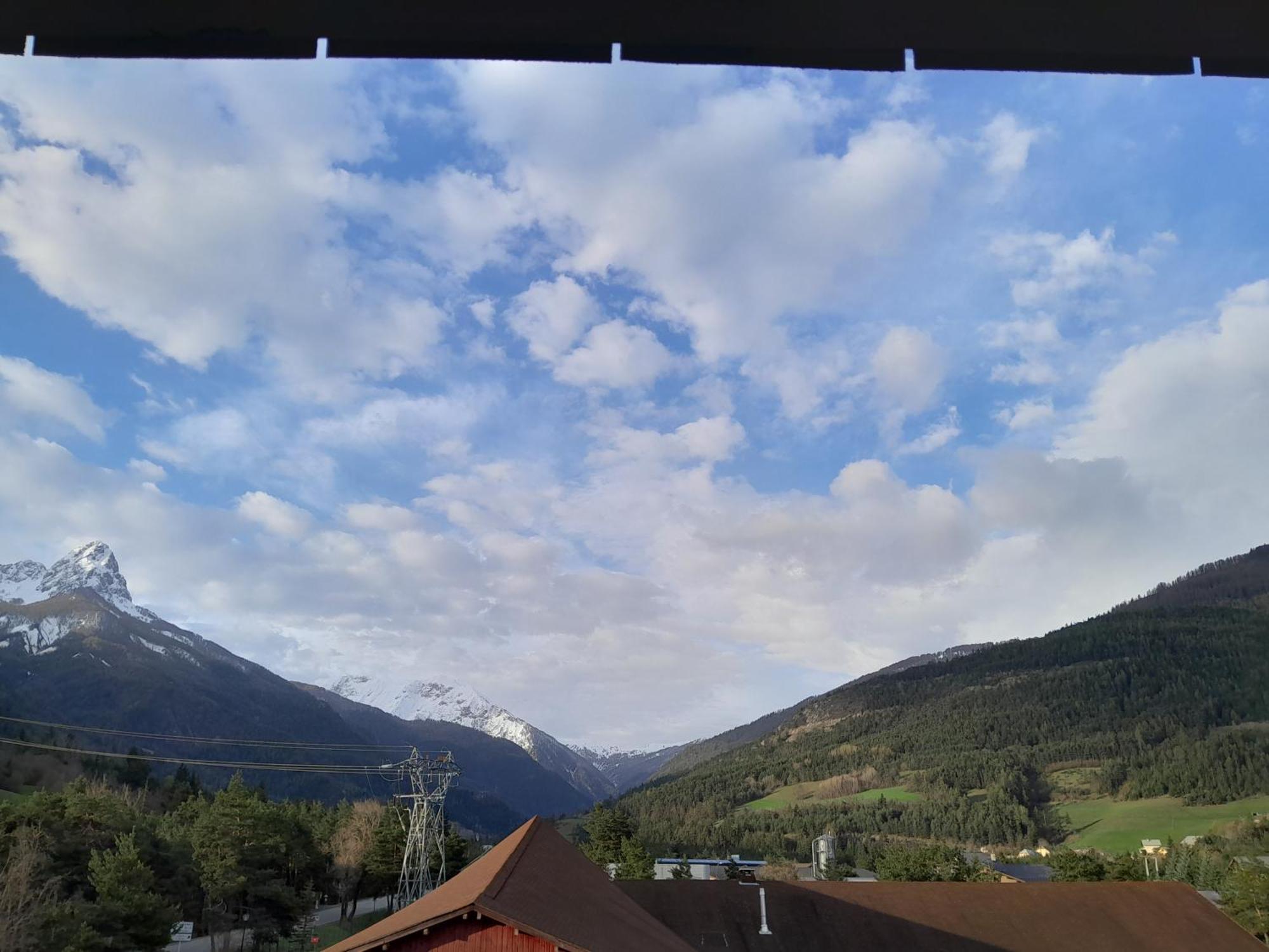 Appartement Refait A Neuf A 10Min De Praloup Barcelonnette Exterior foto